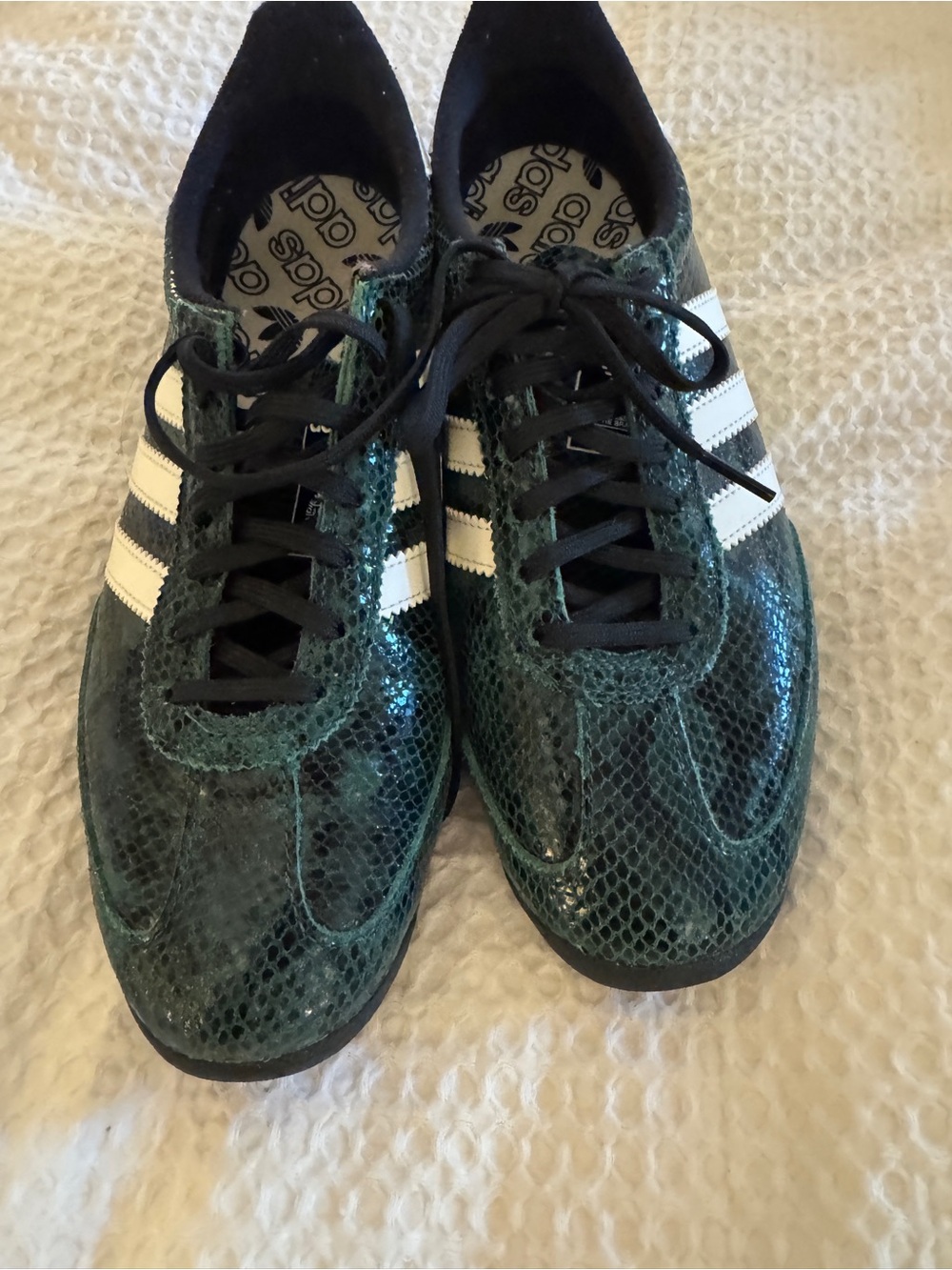 adidas Women’s Green Snake-Print Sneakers with White Stripes SL72